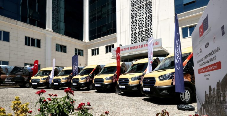 Türkiye’nin İlk Elektrikli Ticari Aracı E-Transit ile Ford, Adıyaman’da Sürdürülebilir Turizmi  Teşvik Ediyor