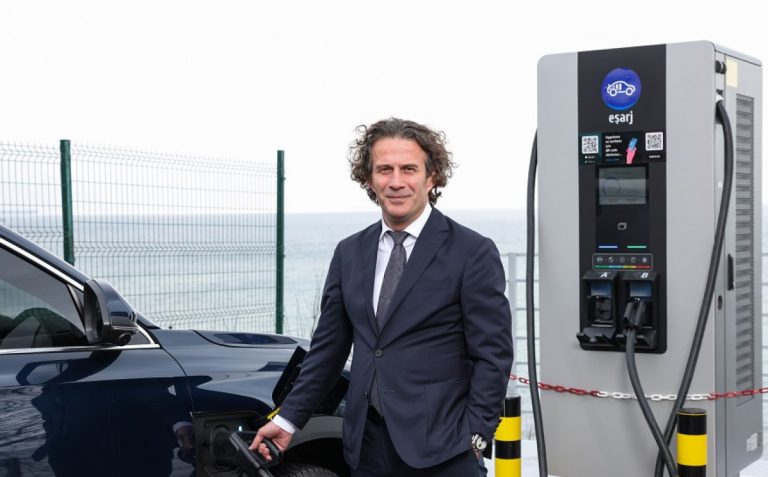 Eşarj’dan müşterilerine çağrı merkezini görüntülü arama hizmeti