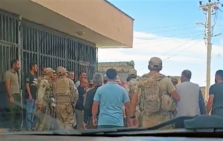 Dicle Elektrik Ekipleri Kaçak Kontrolü Yaparken Tehdit Edildi, Jandarma Müdahale Etti