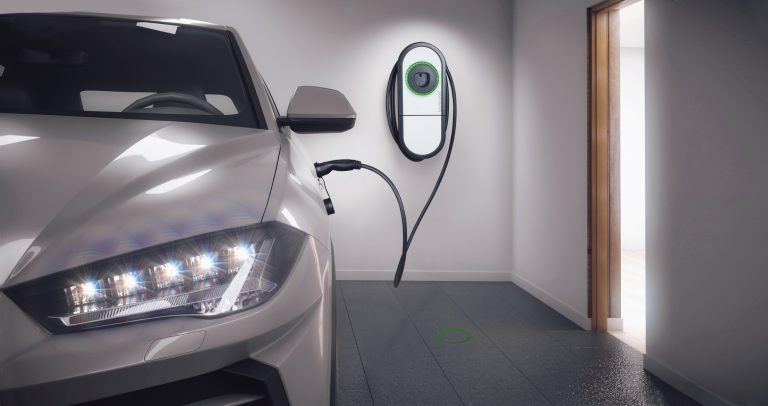 Legrand Türkiye Grubu, Konut ve Küçük İşletmeler için Kullanıcı Dostu Şarj Ünitesi Sunuyor