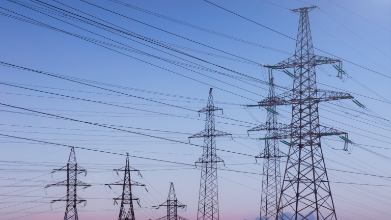 Spot elektrik fiyatı 7 Ekim’de 3.105 TL/MWh oldu